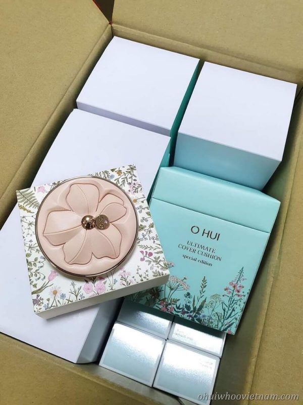 Set Phấn Nước Ohui Ultimate Cover Lifting Flower Edition Special