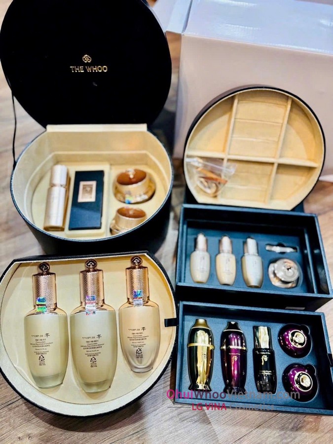 Set Vip Dưỡng Whoo Tái Sinh Ultimate Rejuvenating Set 2 tầng 15spc